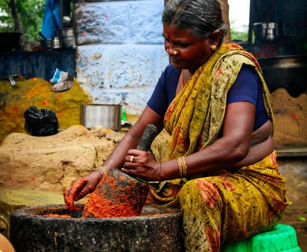 Où trouver des cours de cuisine indienne authentique en Inde sans frais?